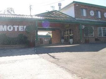 Mt Kuring-gai Motel