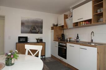 Apartamento G�stehaus Zum Rhein