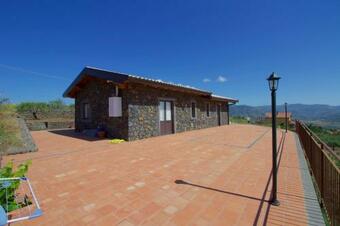 Agroturismo Etna Country House