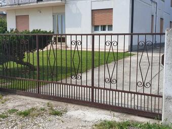 Meneghin House