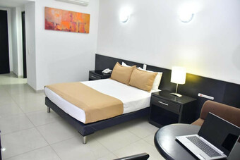 Hotel Tonchal�