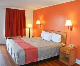 Motel 6 Perry
