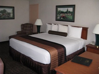 Hotel Shilo Inn Suites