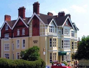 Hostal Russell Hotel