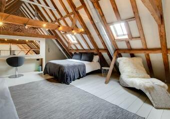 Walnut Barn