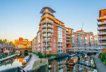 Holistic Luxury Apartments - Central Birmingham