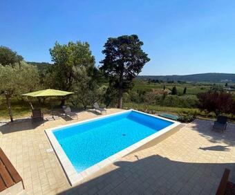 Villa Vila Porto Olive