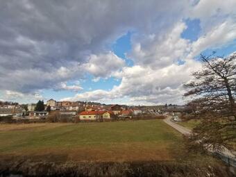 Roof Apartment Art-pe