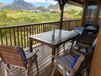 Adorable 2 Bedroom Seaside Vacation Home