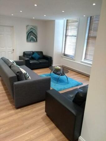 Clifton Apartment