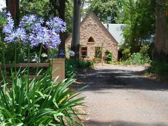 Lodge Witches Falls Cottages