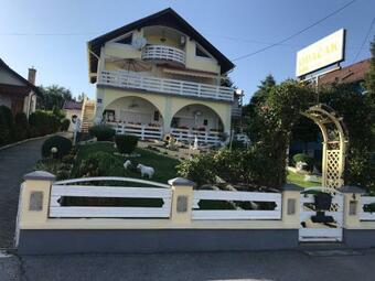 Hostal Sobe Opa?ak