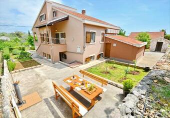 Captain's Villa