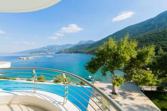 Kalypso Villa