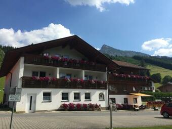 Hostal Gastehaus Reichle