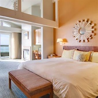 Posada Cypress Inn On Miramar Beach