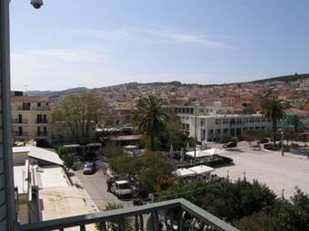 Aenos Hotel