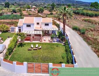 Issos Beach Villa