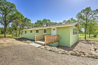 Serene Retreat With Deck, Grill, Trails Nearby!