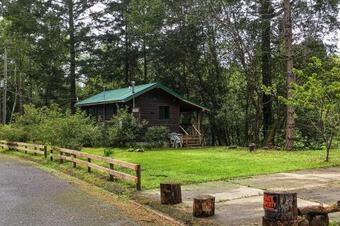 Apartamento Cove Cabin Retreat