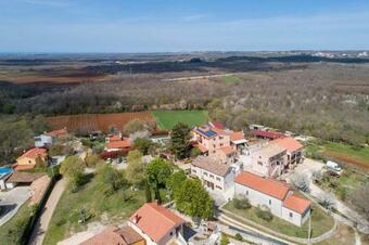 Apartamento Karmela