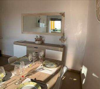 Apartamento Bajo En Primera Línea de Playa