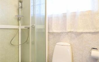 Beautiful Home In Urangsv�g With Wifi And 4 Bedrooms