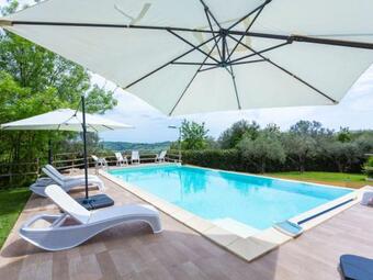 Locazione Turistica La Loggia - Cad100