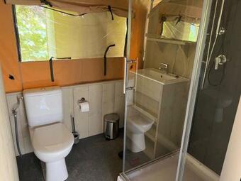 'glamping' Angelzelt Am See Mit Steg Und Boot (mecklenburger Seenplatte)
