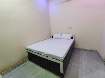 Hotel Pop 91525 Pushp Palace