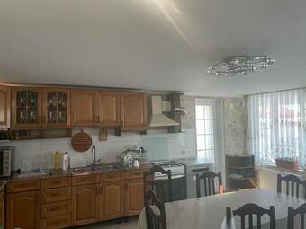 Nugo's Guest House