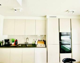 Luxury Apartment. Garden & Terrace. Free Parking.