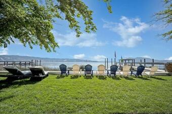 Lakeshore Paradise