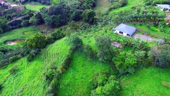 Acogedora Casa De Campo Con Vista A La Monta�a
