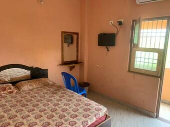 Hostal Psr Royal Guest House