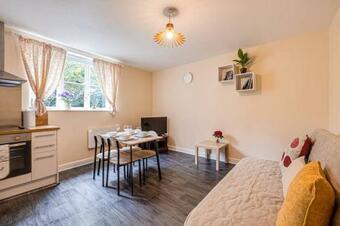 Lovely 1-bedroom Apartment In Rotherham