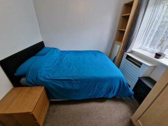 Stunning 1-bed Apartment In Newton Abbot