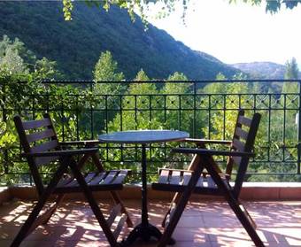 Agriani Hotel