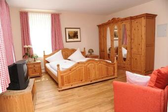 Unertl Br�ust�berl Bed&breakfast