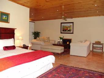 Oak Tree Lodge