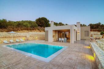 Villa Nelia