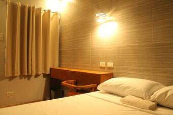 Hotel Espineli's