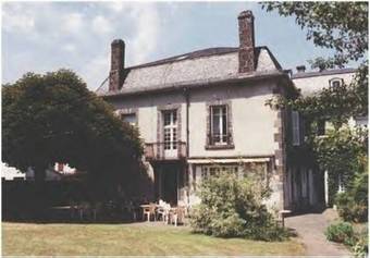 Hotel La Source Du Mont