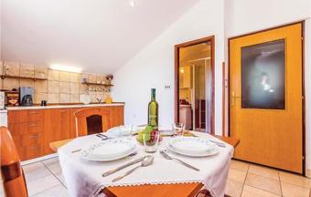 Apartment Brzac I