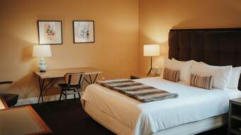 Wydown Hotel