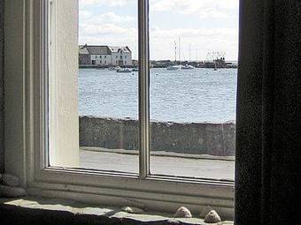 Low Isle House