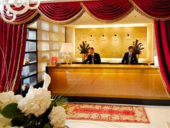 Hotel A La Commedia