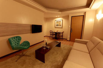 Hotel Serrano