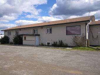 Nisutlin Trading Post Motel
