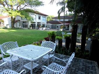 Hostal Elegant Lodge